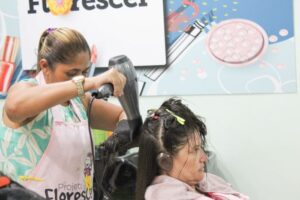 Leia mais sobre o artigo Salão da Casa Durval Paiva realiza atendimento ao público externo