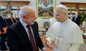 Leia mais sobre o artigo Lula se reúne com papa Leão XIV, pela primeira vez, no Vaticano