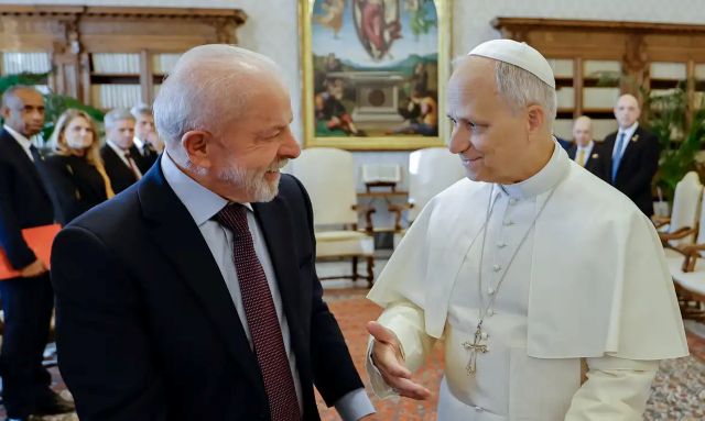 No momento, você está visualizando Lula se reúne com papa Leão XIV, pela primeira vez, no Vaticano