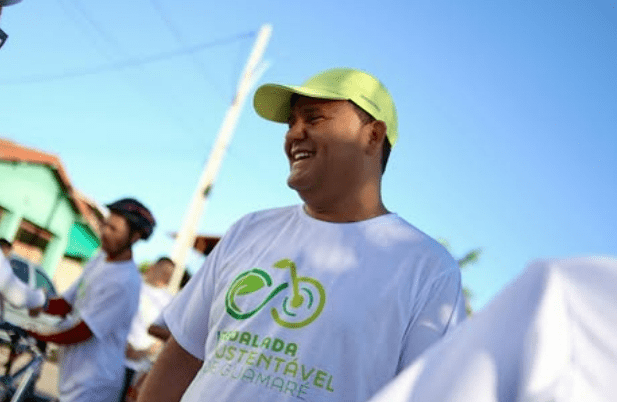 No momento, você está visualizando Prefeito Hélio Willamy é agredido durante evento público em Baixa do Meio, Guamaré