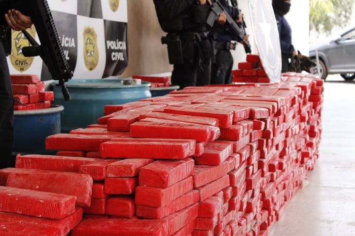No momento, você está visualizando Polícia Civil e Receita Federal detalham “Operação Duplo Impacto” em coletiva na Sesed