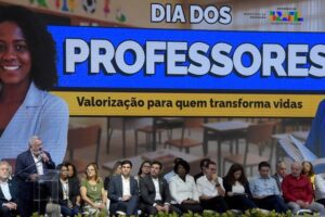 Leia mais sobre o artigo Caixa lança Cartão de Crédito para professores sem anuidade e outros benefícios são anunciados