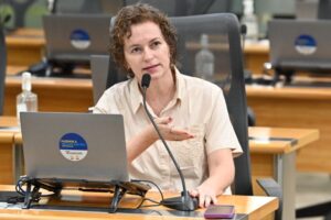 Leia mais sobre o artigo Assembleia do RN debate investimentos e futuro da produção de petróleo no RN