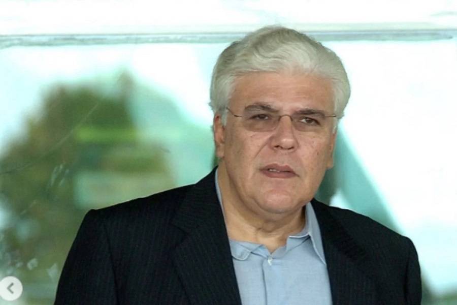 No momento, você está visualizando Ex-governador Fernando Freire será submetido a cirurgia após fratura no fêmur