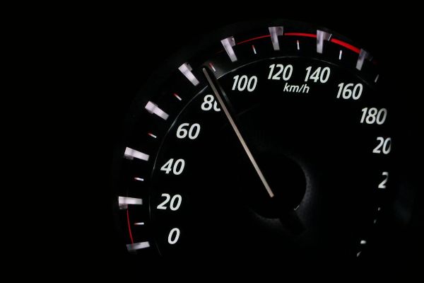 No momento, você está visualizando Justiça determina cancelamento de multa do Detran aplicada a motorista