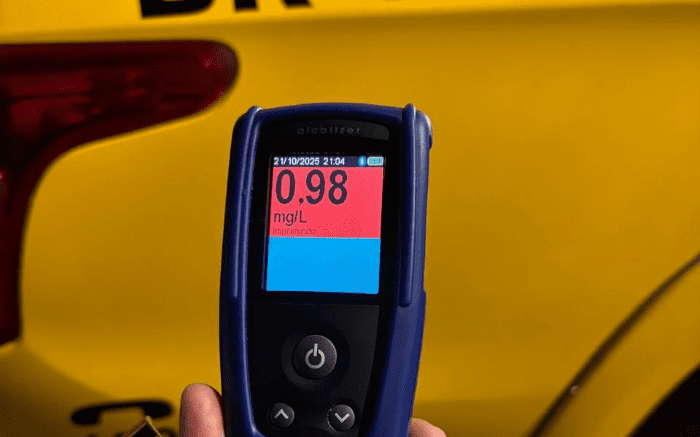 No momento, você está visualizando Embriagado e sem habilitação, homem é preso pelo Batalhão Rodoviário pilotando motocicleta