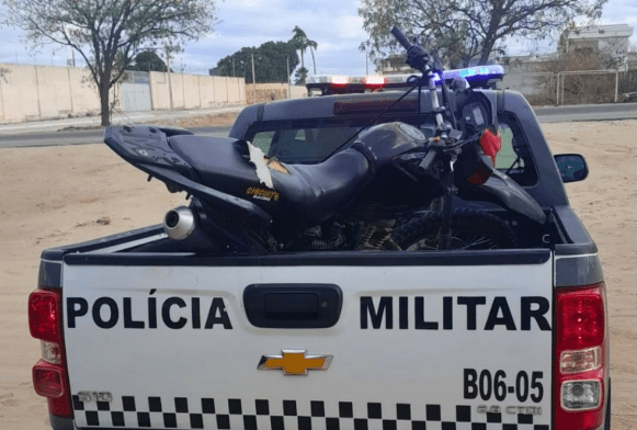 No momento, você está visualizando Polícia Militar localiza e apreende adolescentes após dupla tentativa de furto em Jucurutu, RN