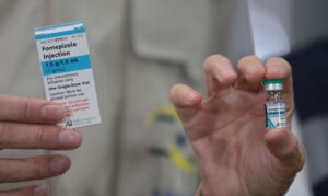 Leia mais sobre o artigo Brasil recebe 2,5 mil unidades de fomepizol, antídoto contra metanol
