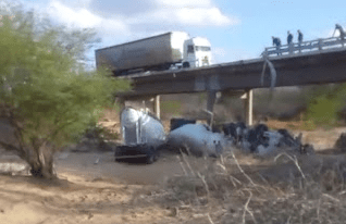 Leia mais sobre o artigo Motorista morre após carreta despencar de ponte em Lajes