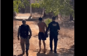 Leia mais sobre o artigo Polícia Civil prende dois homens condenados por homicídio e roubo no interior do RN