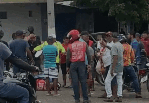 Leia mais sobre o artigo Motociclista fica ferido em acidente com carro em frente ao DER, em João Câmara