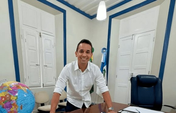 No momento, você está visualizando Allyson Bezerra lidera pesquisa para o Governo do RN com 39% das intenções de voto