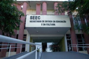 Leia mais sobre o artigo Educação do RN institui Comissão e inicia implantação do novo PCCR