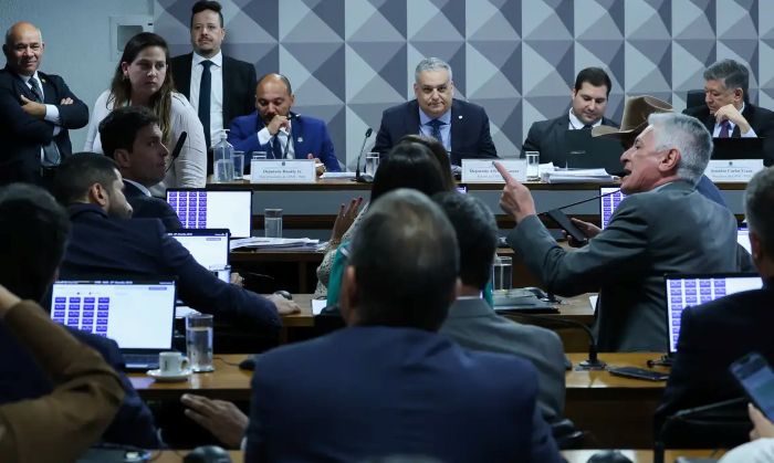 Leia mais sobre o artigo CPMI do INSS aprova dois pedidos de prisão preventiva