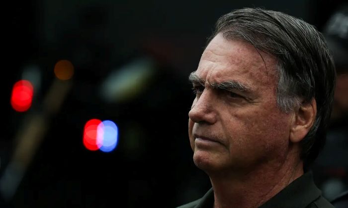 Leia mais sobre o artigo PL suspende atividades partidárias e salário de Bolsonaro