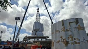 Leia mais sobre o artigo Prefeitura avança na montagem da estátua de Nossa Senhora de Fátima  de 35 metros de altura na zona norte de Natal