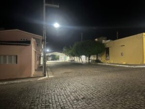 Leia mais sobre o artigo Cabeleireiro é rendido e tem residência invadida por dupla armada no interior do Rio Grande do Norte