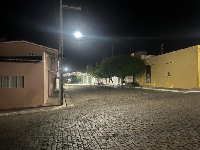 Leia mais sobre o artigo Cabeleireiro é rendido e tem residência invadida por dupla armada no interior do Rio Grande do Norte