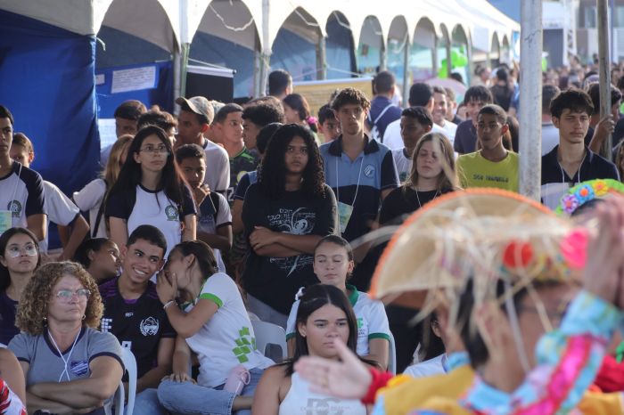 Leia mais sobre o artigo FESTEC 2025: Feira de Ciência e Cultura reúne cerca de 2 Mil pessoas em João Câmara