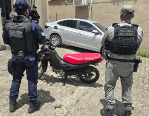 Leia mais sobre o artigo PM e Guarda Municipal recupera motocileta roubada em Ceará-Mirim na Grande Natal