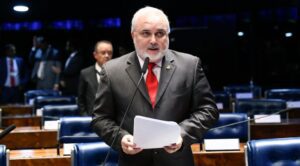 Leia mais sobre o artigo Jean Paul Prates anuncia saída do PT após 12 anos