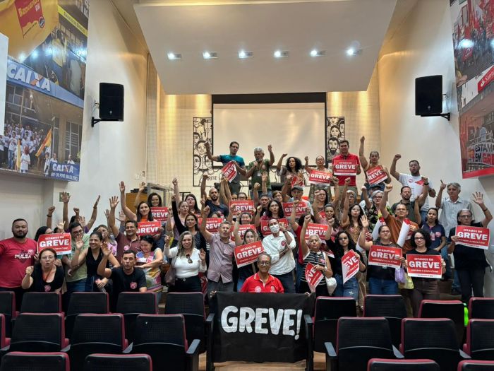 No momento, você está visualizando Sem avanços nas negociações, servidores administrativos da saúde decidem manter greve