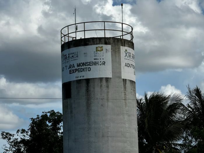Leia mais sobre o artigo Oito cidades abastecida pela adutora Monsenhor Expedito tem abastecimento de água paralisado após rompimento de cabo
