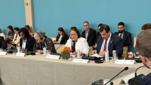 Leia mais sobre o artigo Fátima Bezerra destaca ações do RN em resiliência climática e defesa do meio ambiente no Fórum de Líderes Locais da COP-30