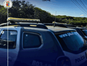 Leia mais sobre o artigo Comando de policiamento Metropolitano prende dois homens após assalto a restaurante na Lagoa de Arituba