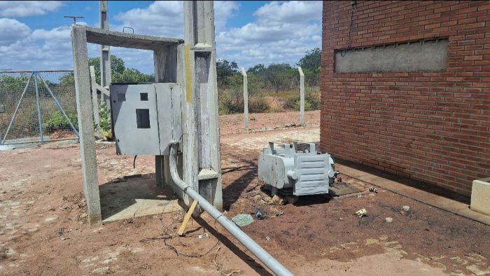 No momento, você está visualizando Caern trabalha para restabelecer abastecimento após ação de vândalos em áreas da região Oeste