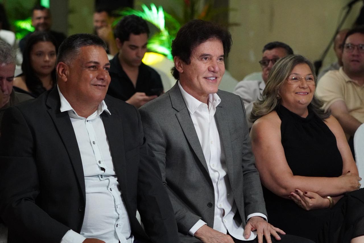 Leia mais sobre o artigo Deputado Robinson Faria recebe título de cidadão de Cerro Corá em cerimônia prestigiada