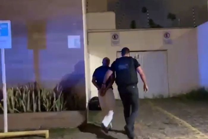 Leia mais sobre o artigo Professor de artes marciais é preso por estupro de vulnerável e aliciamento de menores em Natal