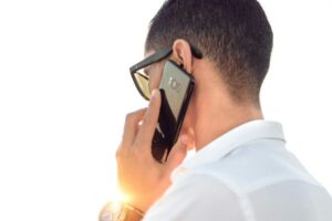 Leia mais sobre o artigo Plataforma de apostas é condenada por ligações excessivas e deverá pagar indenização de R$ 2 mil por danos morais