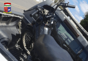 Leia mais sobre o artigo Polícia Militar localiza moto roubada há 15 anos durante patrulhamento de rotina