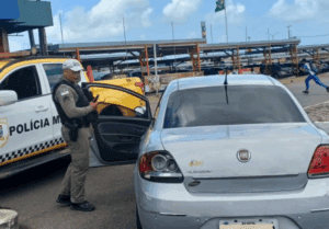 Leia mais sobre o artigo Motorista é preso pela quarta vez dirigindo embriagado na zona norte de Natal