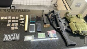 Leia mais sobre o artigo Operação Mãe Luiza Segura resulta em 12 prisões e apreensão de armas, drogas e veículos