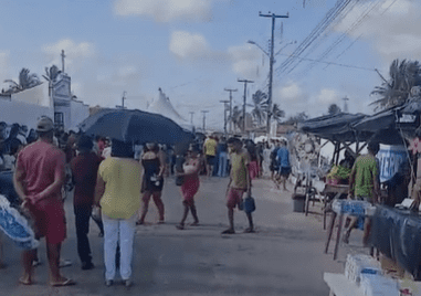 Leia mais sobre o artigo Missa abre o Dia de Finados nos cemitérios públicos de João Câmara com intensa movimentação