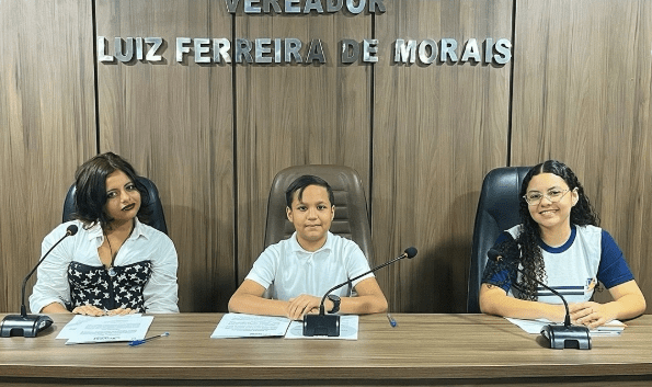 Leia mais sobre o artigo Juventude no Comando: Parlamento Jovem realiza sessão na Câmara Municipal de Jandaíra
