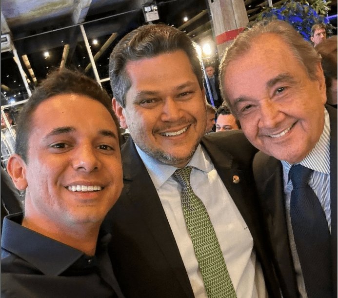 No momento, você está visualizando Allyson Bezerra diz em entrevista que o União Brasil tem interesse na sua candidatura ao Governo do Estado