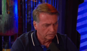 Leia mais sobre o artigo Bolsonaro é preso preventivamente a pela Polícia Federal 