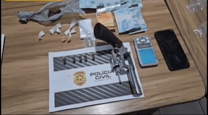 Leia mais sobre o artigo Homem é preso pela Polícia Civil por tráfico de drogas e porte ilegal de arma de fogo em Touros