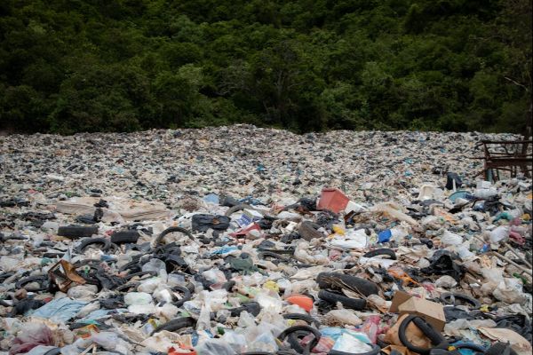 Leia mais sobre o artigo Justiça condena Município de Lajes por depósito irregular de resíduos sólidos em lixão a céu aberto