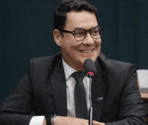 Leia mais sobre o artigo Com quase 96% de aprovação, Ricardo Brito encerra o ano como o prefeito mais aprovado do RN e consolida sua liderança no Mato Grande