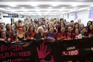 Leia mais sobre o artigo Governo do RN destaca avanços e pactos para proteger a vida das mulheres