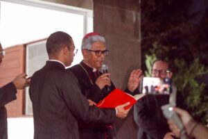 Leia mais sobre o artigo Dom João abençoa Cozinha Solidária Santa Dulce dos Pobres da paróquia Nossa Senhora Mãe dos Homens