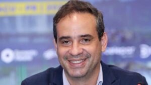 Leia mais sobre o artigo Cadu Xavier pode ser governador do RN antes da eleição e disputar a reeleição