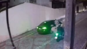 Leia mais sobre o artigo Criminosos rendem mulheres e roubam carro em Nova Parnamirim