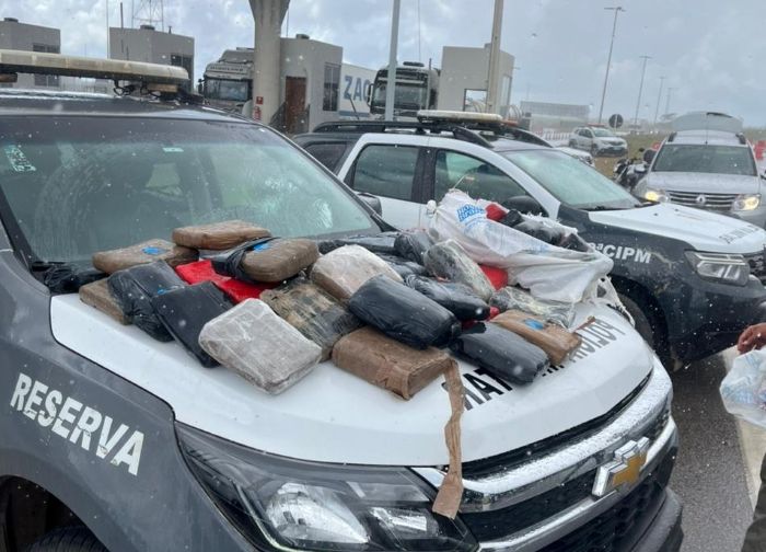 No momento, você está visualizando Policiais da 10ª CIPM apreende grande quantidade de maconha em posto fiscal na divisa do RN e PB