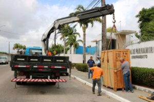 Leia mais sobre o artigo Câmara de Parnamirim entrega mamógrafo à Secretaria de Saúde