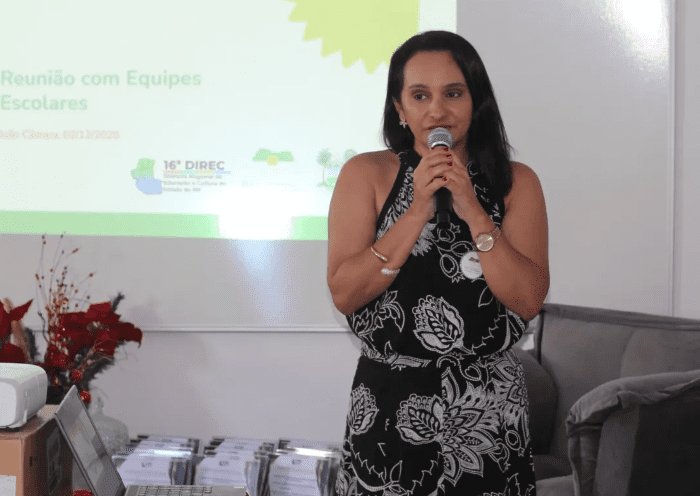 No momento, você está visualizando 16ª DIREC realiza reunião com gestores e coordenadores pedagógicos da regional